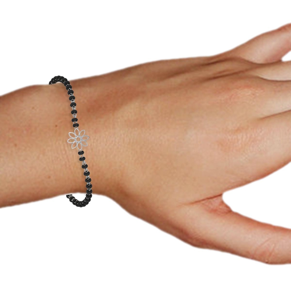 Stuthi Gold Bracelet
