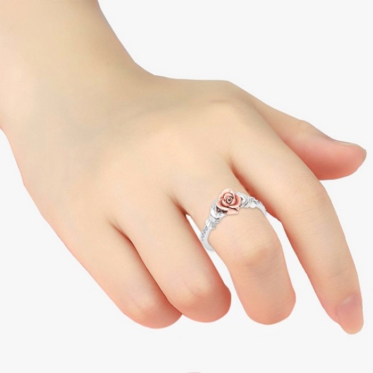 Anamika Gold Diamond Ring | Silver Ring For Women