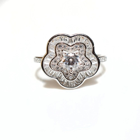 925 Kiya Sterling Silver Ring