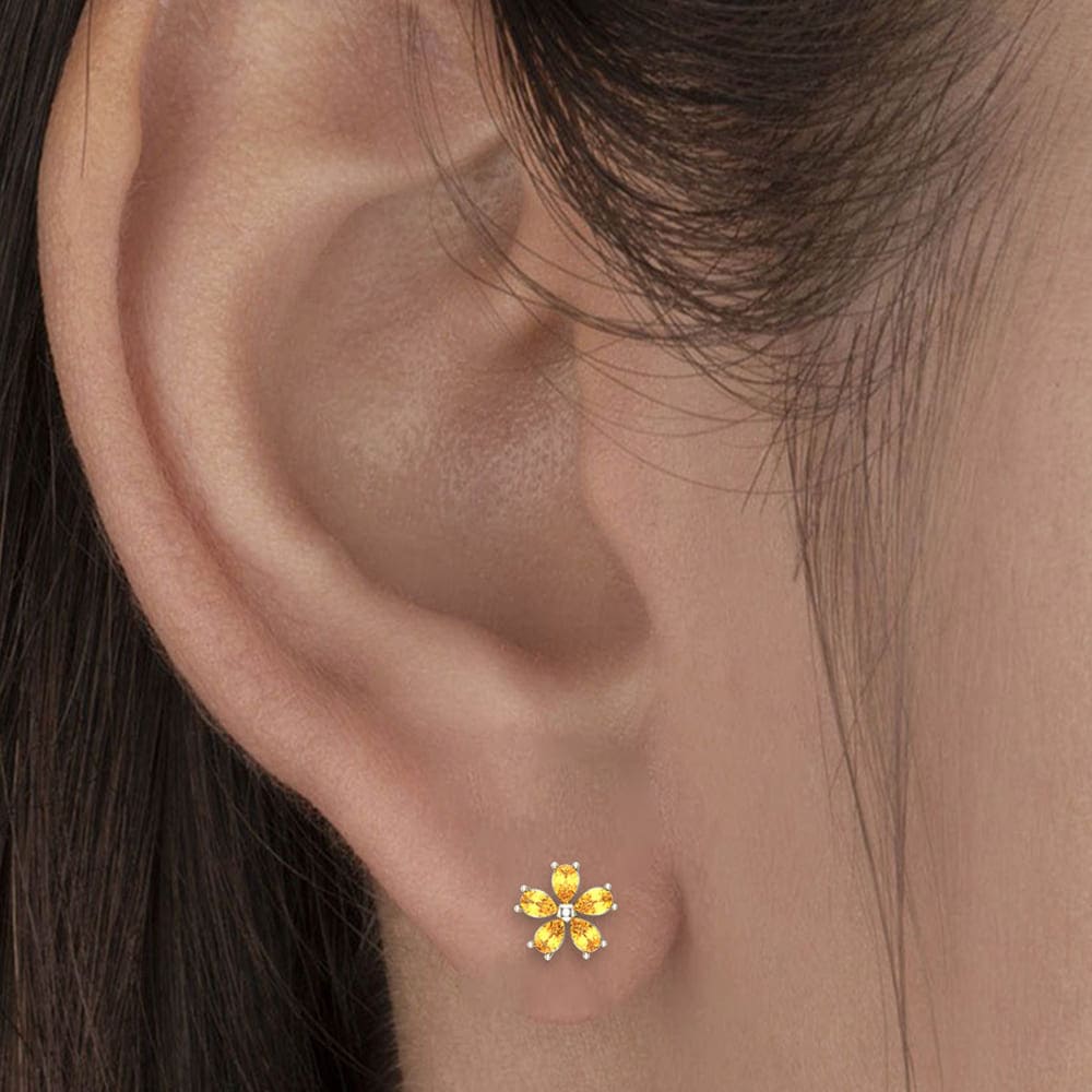 Hattie Gold Earring