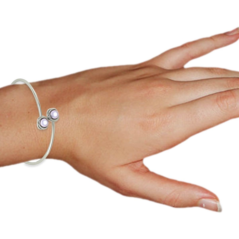 Lily Gold Bangle