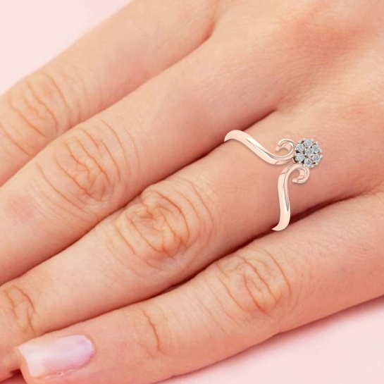 Nia Gold and Diamond Ring