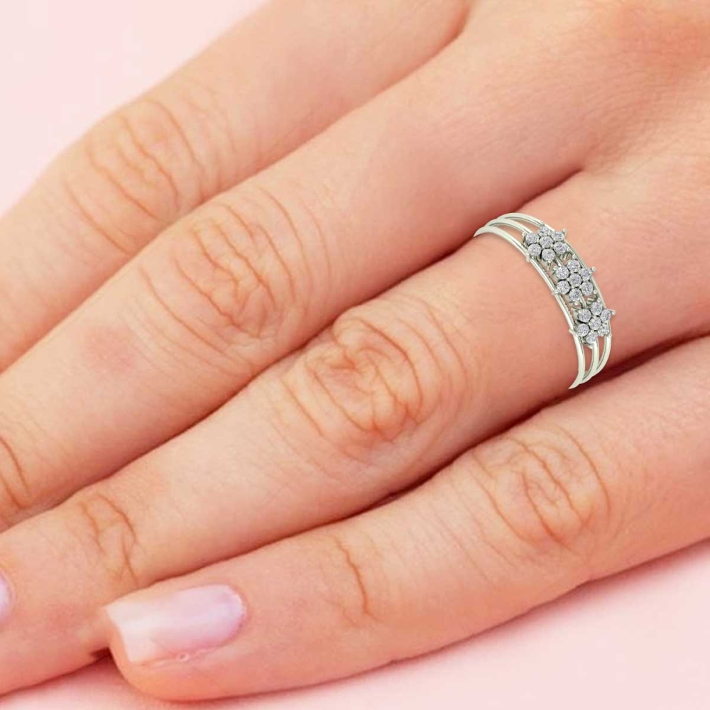 Kishti Gold and Diamond Ring