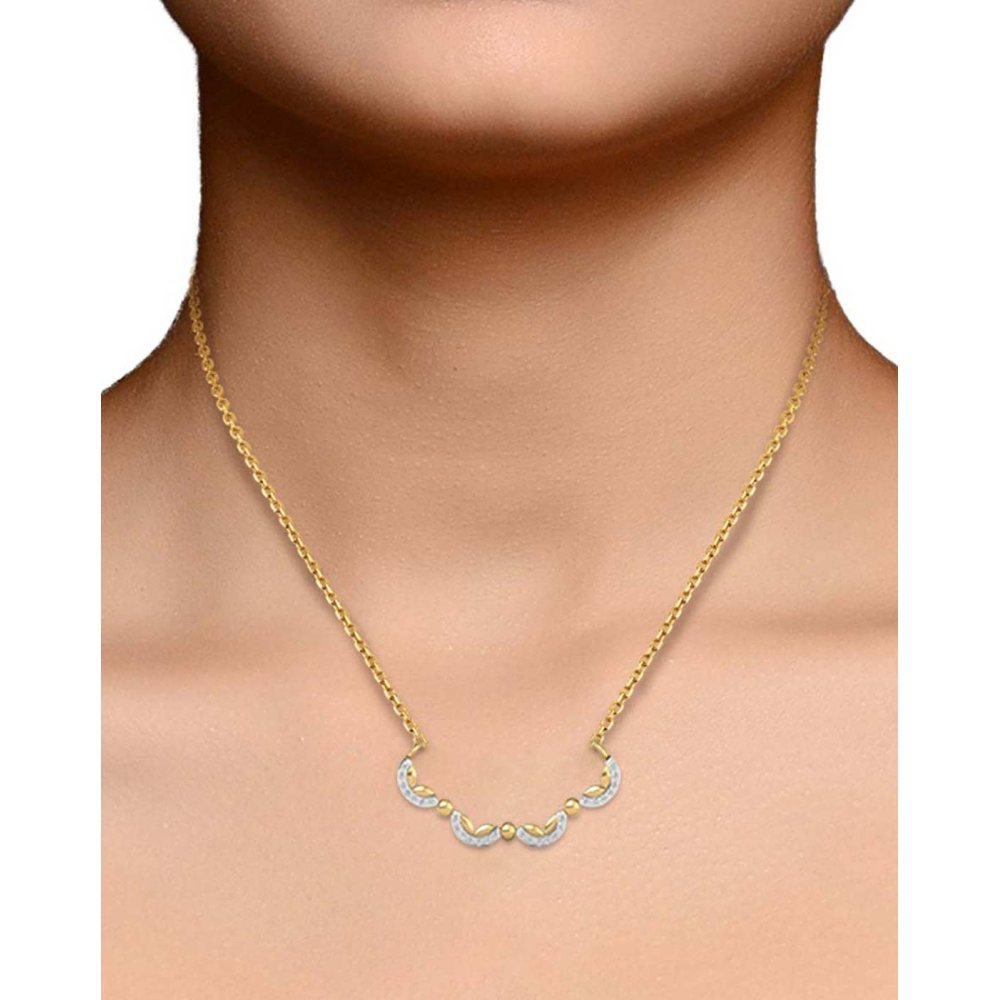 Aasha Diamond Chain Necklace
