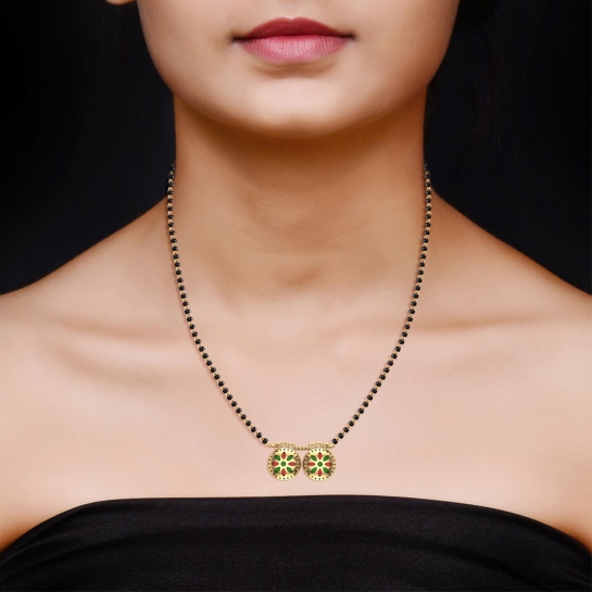 Saloni 18kt Mangalsutra Designs in Gold