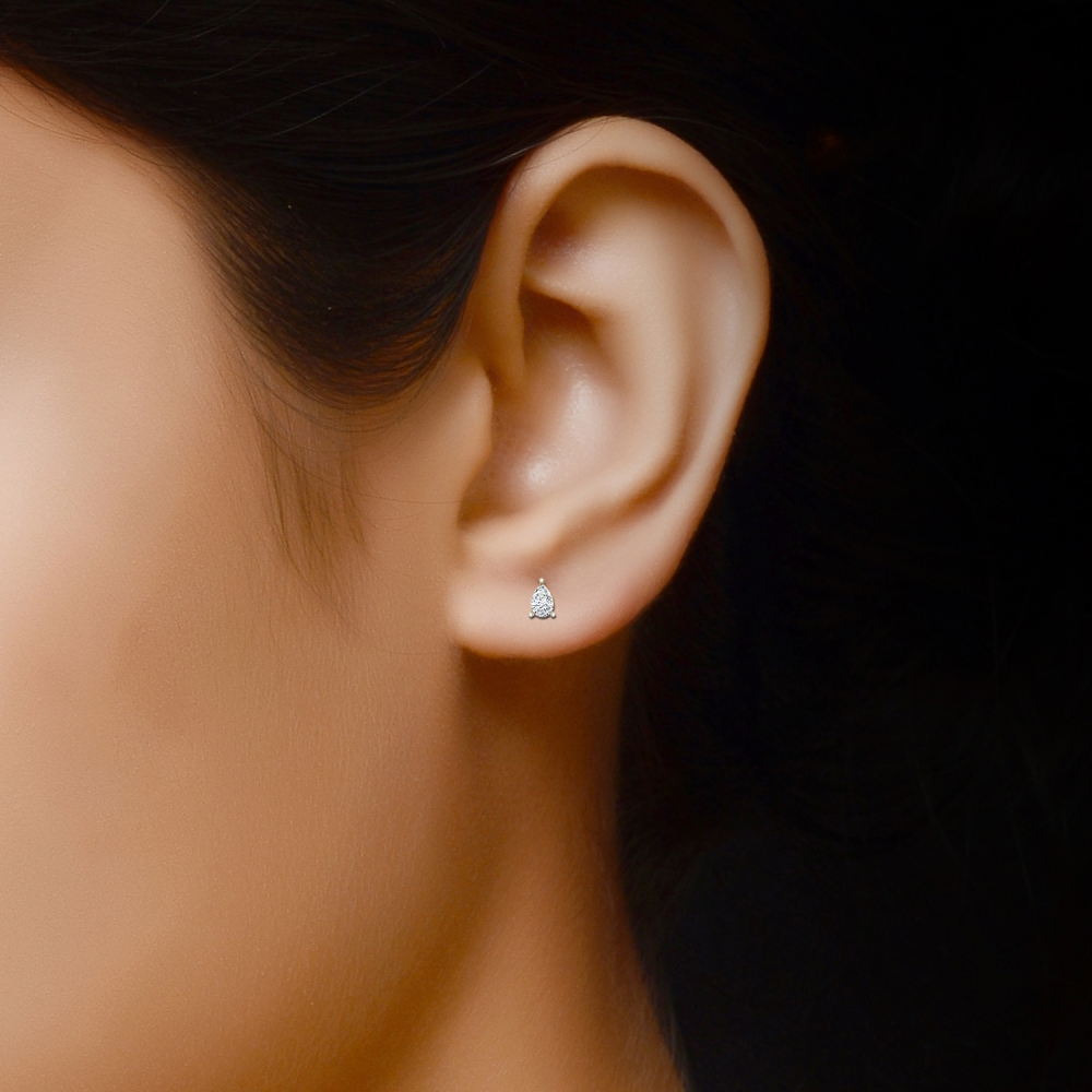 Aanandita Yellow Gold Stud Earrings for Women