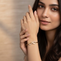 Ananta Diamond Loop Bangle 